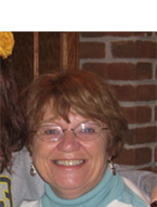 A person smiling for the camera

Description automatically generated with medium confidence